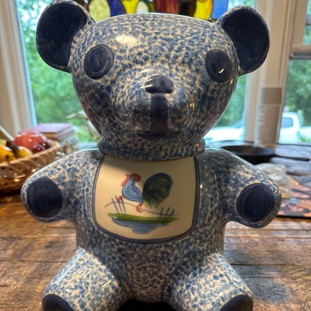Vintage NS Gustin hand painted bear cookie jar